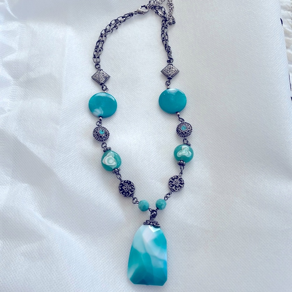 Turquoise look necklace